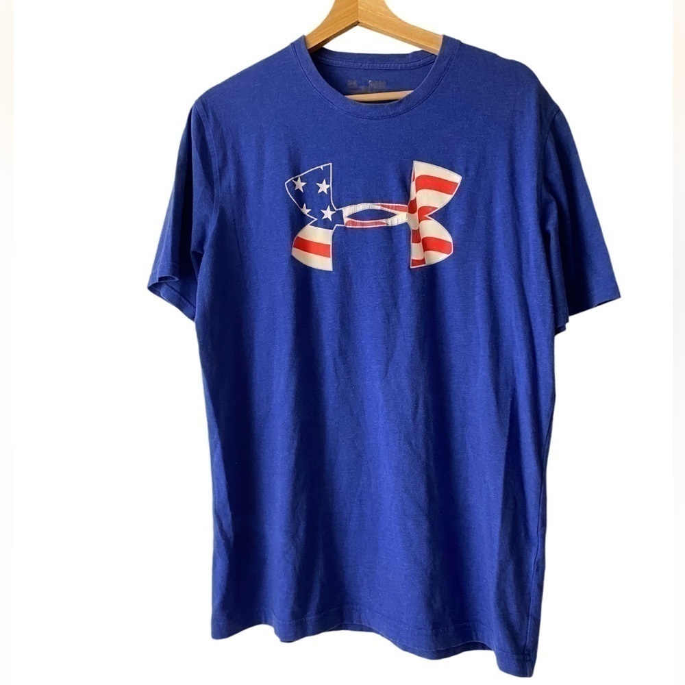 UNDER ARMOUR AMERICAN FLAG ATHLETIC SHIRT